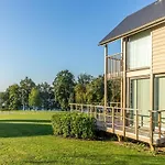Spacious Near Castle * Boussu-lez-Walcourt