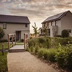 Spacious Near Castle Boussu-lez-Walcourt