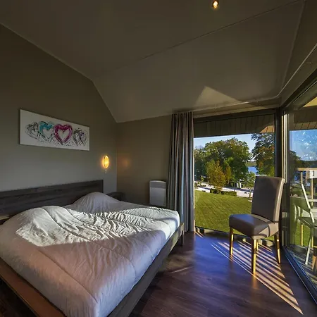 Spacious Near Castle *