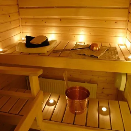Villa Elegant With Sauna & Fireplace