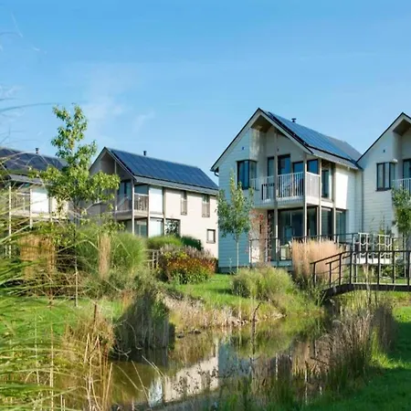 Spacious Near Castle Boussu-lez-Walcourt